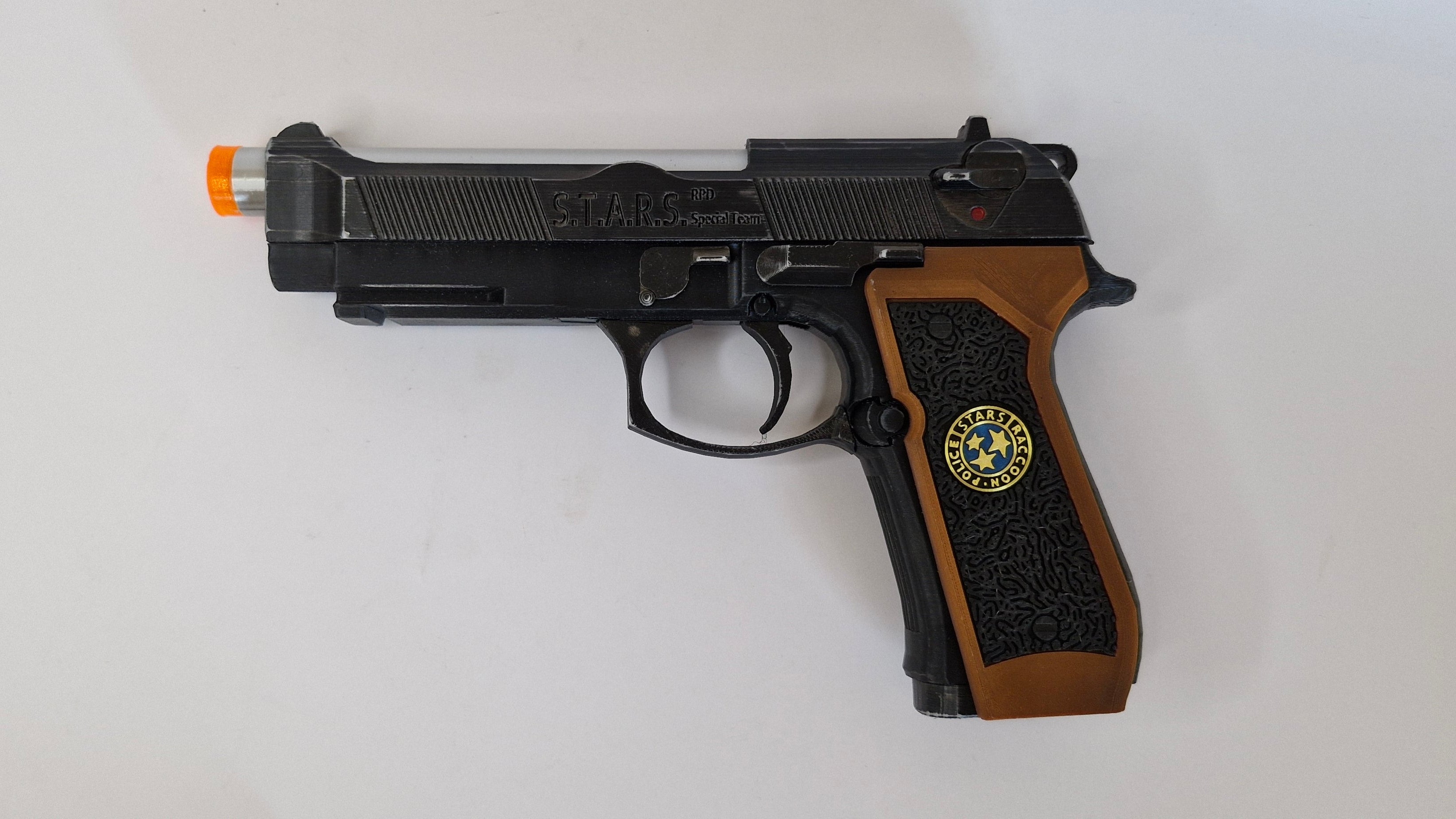 Jill Valentine Samurai Edge M92 Prop Replica | Resident Evil