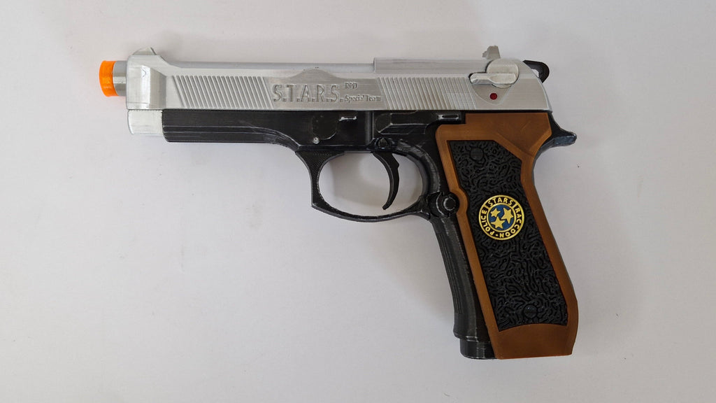 Chris Redfield Samurai Edge M92 Prop Replica – Resident Evil Cosplay