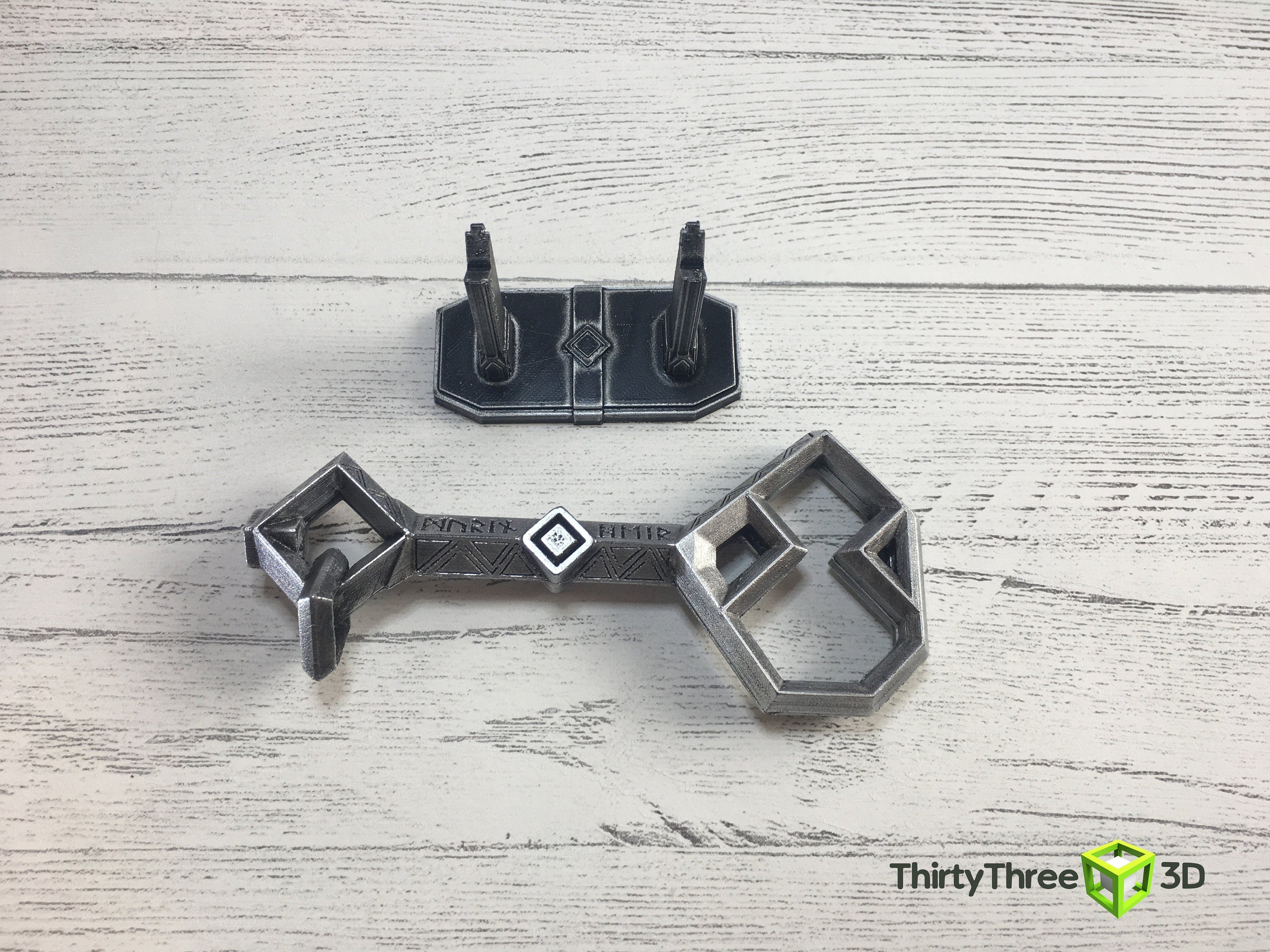 Thorin's Key to Erebor - 3D Printed Replica with Display Stand