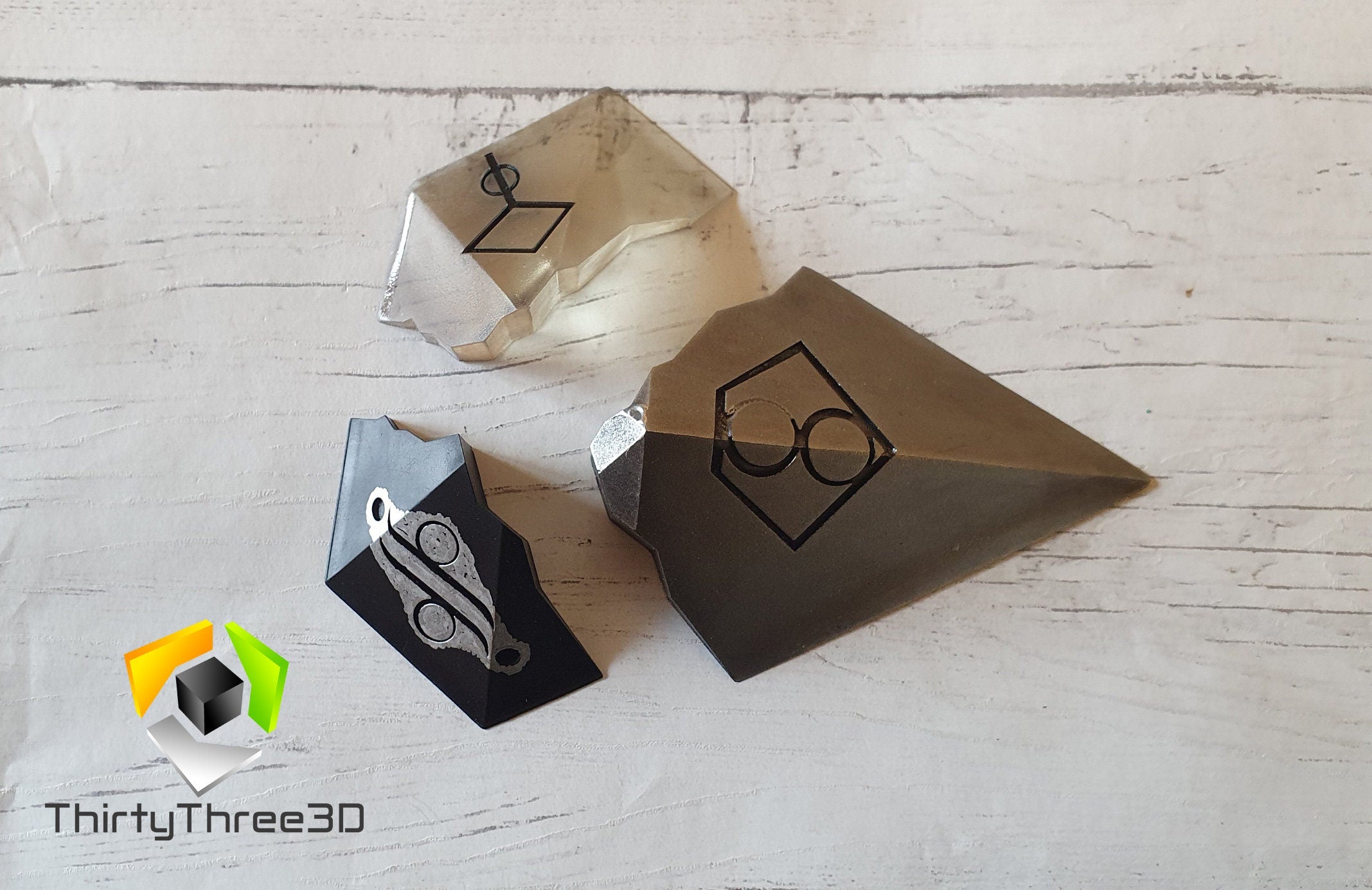 Smallville Stones of Knowledge - Kryptonian Replica - Superman Collectible Prop